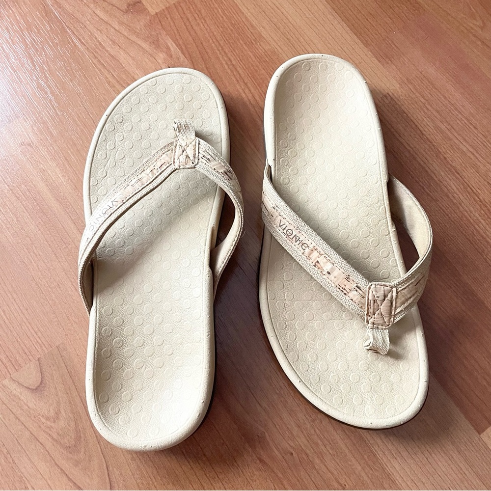 NWOT Vionic Tide II Flip Flops - Picture 3 of 7